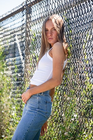 3a5ef142bcd74493a6704a9da31f9db0.jpg