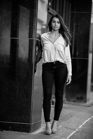 0930e74bb5f841a985fedc24bdb08a50.jpg