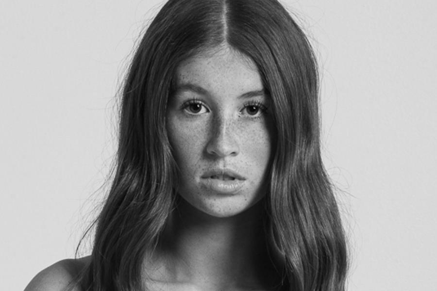 Model Photo