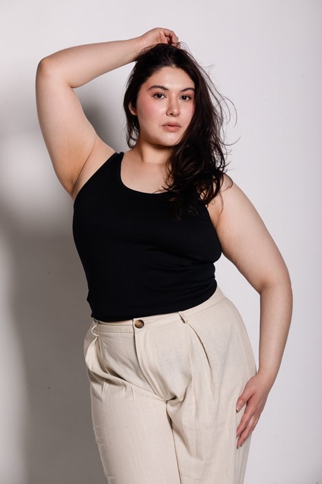 d3a79ab9313c42d38f0ea92811374c53.jpg