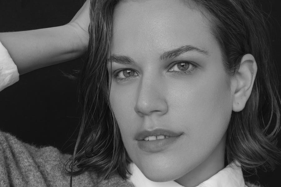 Model Photo