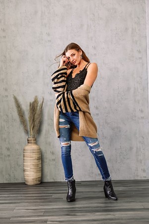 d312fa48fc174ea886a5211930813cd1.jpg